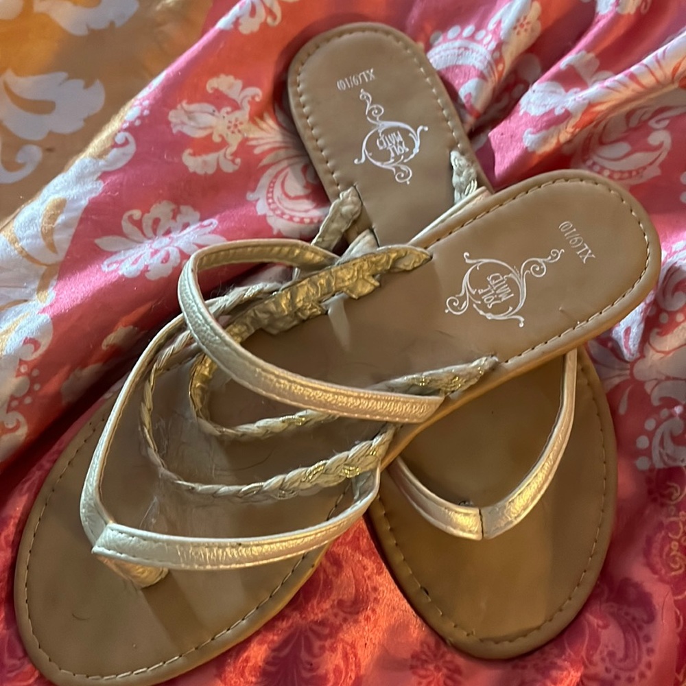 Gold ladies sandals, size 9/10